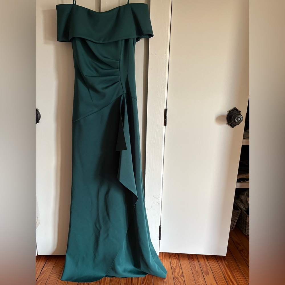 Xscape Off-Shoulder Green Dress - Picture 4 of 6